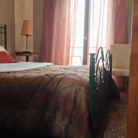 Hotel Mignon *